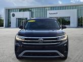 Thumbnail of 2022 Deep Black Pearl Effect Volkswagen Atlas
