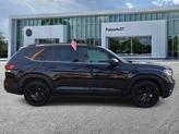 Thumbnail of 2022 Deep Black Pearl Effect Volkswagen Atlas