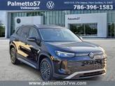 Photo of 2025 Deep Black Pearl Effect Volkswagen Tiguan