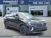 Photo of 2025 Deep Black Pearl Effect Volkswagen Atlas