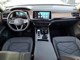 Thumbnail of 2025 Pure White Volkswagen Atlas