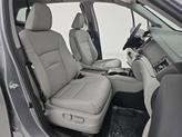 Thumbnail of 2022 Lunar Silver Metallic Honda Pilot