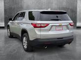 Thumbnail of 2018 Silver Ice Metallic Chevrolet Traverse
