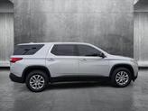 Thumbnail of 2018 Silver Ice Metallic Chevrolet Traverse