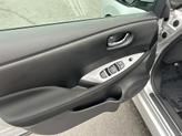 Thumbnail of 2025 Brilliant Silver Metallic Nissan Leaf