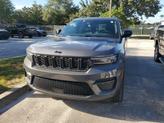 Thumbnail of 2025 Baltic Gray Metallic Clearcoat Jeep Grand Cherokee