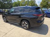 Thumbnail of 2025 Midnight Black Metallic Toyota Highlander Hybrid