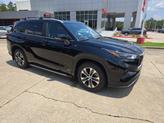 Thumbnail of 2025 Midnight Black Metallic Toyota Highlander Hybrid