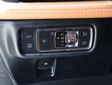 Thumbnail of 2022 Chroma Caviar Dark Gray Metallic Clearcoat Lincoln Nautilus