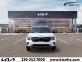 Thumbnail of 2025 White / Black Kia Seltos
