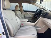 Thumbnail of 2014 Blizzard Pearl Toyota Venza