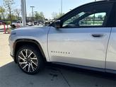Thumbnail of 2025 Silver Zynith Clearcoat Jeep Wagoneer S