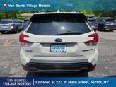 Thumbnail of 2019 Crystal White Pearl Subaru Forester