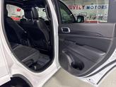 Thumbnail of 2019 Bright White Clearcoat Jeep Grand Cherokee
