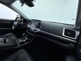 Thumbnail of 2019 Black Toyota Highlander