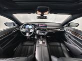 Thumbnail of 2022 Black Sapphire Metallic BMW 750