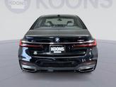 Thumbnail of 2022 Black Sapphire Metallic BMW 750