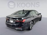 Thumbnail of 2022 Black Sapphire Metallic BMW 750