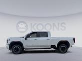 Thumbnail of 2025 White Frost Tricoat GMC Sierra 2500