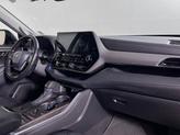 Thumbnail of 2022 Midnight Black Metallic Toyota Highlander Hybrid
