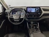 Thumbnail of 2022 Midnight Black Metallic Toyota Highlander Hybrid