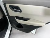 Thumbnail of 2025 Everest White Pearl Nissan Rogue