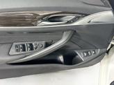 Thumbnail of 2018 Alpine White BMW 530e
