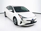 Photo of 2018 Blizzard Pearl Toyota Prius