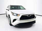 Photo of 2023 Wind Chill Pearl Toyota Highlander
