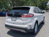 Thumbnail of 2022 Oxford White Ford Edge