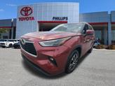 Thumbnail of 2023 Ruby Toyota Highlander
