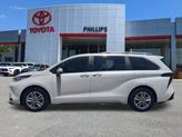 Thumbnail of 2022 White Toyota Sienna