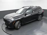 Thumbnail of 2022 Black Sapphire Metallic BMW X7