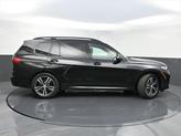 Thumbnail of 2022 Black Sapphire Metallic BMW X7