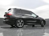 Thumbnail of 2022 Black Sapphire Metallic BMW X7