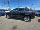 Thumbnail of 2016 Brilliant Black Crystal Pearlcoat Jeep Cherokee