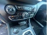 Thumbnail of 2016 Brilliant Black Crystal Pearlcoat Jeep Cherokee