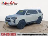 Photo of 2018 White Toyota 4Runner