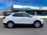 Thumbnail of 2022 White Chevrolet Equinox