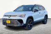 Thumbnail of 2025 Pure White w/Deep Black Roof Volkswagen Taos