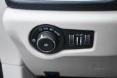 Thumbnail of 2023 Bright White Clearcoat Chrysler Pacifica