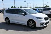 Thumbnail of 2023 Bright White Clearcoat Chrysler Pacifica