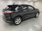 Thumbnail of 2019 Agate Black Metallic Ford Edge