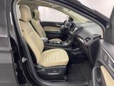 Thumbnail of 2019 Agate Black Metallic Ford Edge