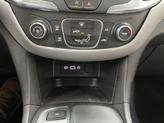 Thumbnail of 2022 Silver Ice Metallic Chevrolet Equinox