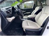 Thumbnail of 2022 Crystal White Pearl Subaru Ascent
