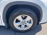 Thumbnail of 2023 Wind Chill Pearl Toyota Highlander