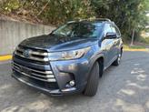 Photo of 2018 Shoreline Blue Pearl Toyota Highlander Hybrid