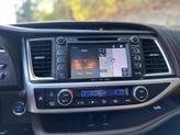 Thumbnail of 2018 Shoreline Blue Pearl Toyota Highlander Hybrid