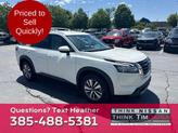 Thumbnail of 2022 Pearl White Tricoat Nissan Pathfinder